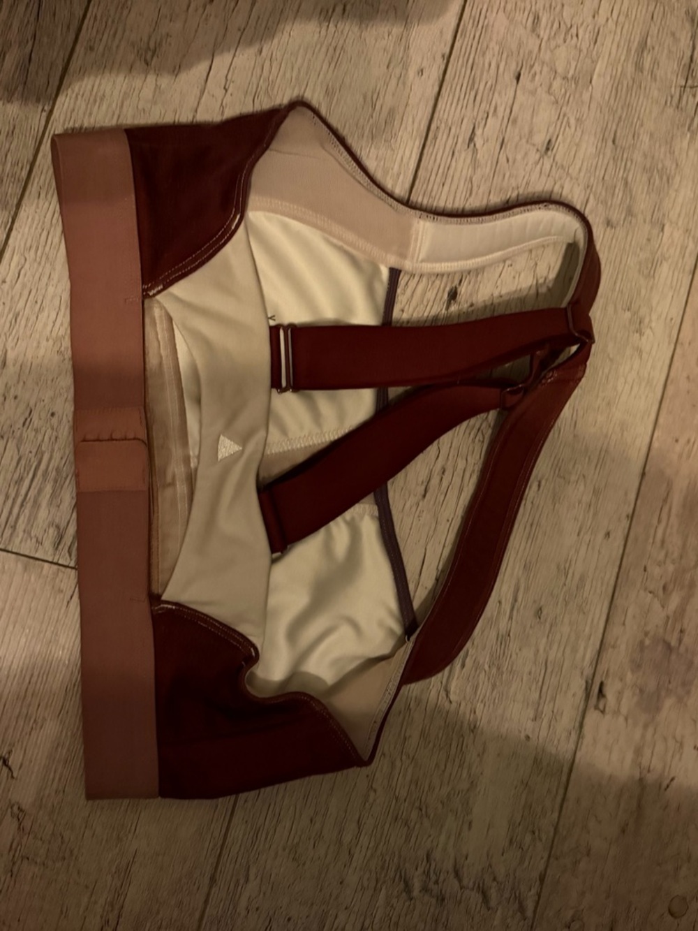 Supportive Sports Bra in Rust & Cream